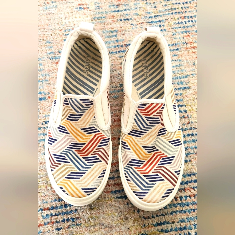 Taos, Rubber Soul, SlipOn Shoe, W9